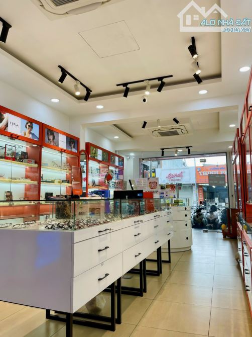 Mặt tiền Bạch Đằng hiếm có trong khu vực, đơn giá tốt, cho thuê giá cao - 1