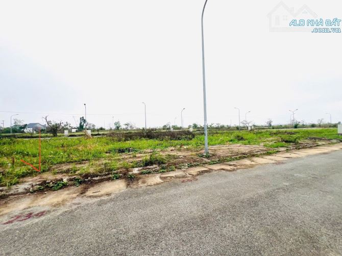 View công viên, trường mầm non Đất tái định cư Tràng Cát   D.tích: 40m (ngang 4 x 10) - Hư - 1