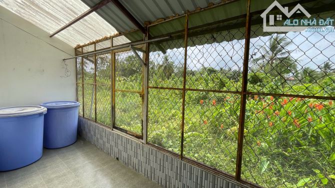 Nhà ở thị trấn Long Hồ, oto tới nơi thuận tiện di chuyển - 1