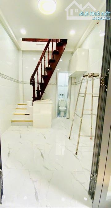 Nhà ngay trung tâm sài gòn quận 8 thích hợp cho gia đình có trẻ nhỏ - 1