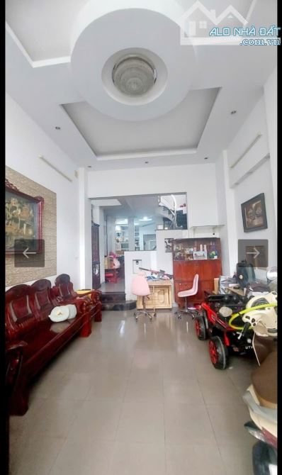 Khu Đẹp Bán Nhà Xe Tải Trường Chinh Tân Bình 4,35X18  3 Tầng 4P 10,5 Tỷ - 1