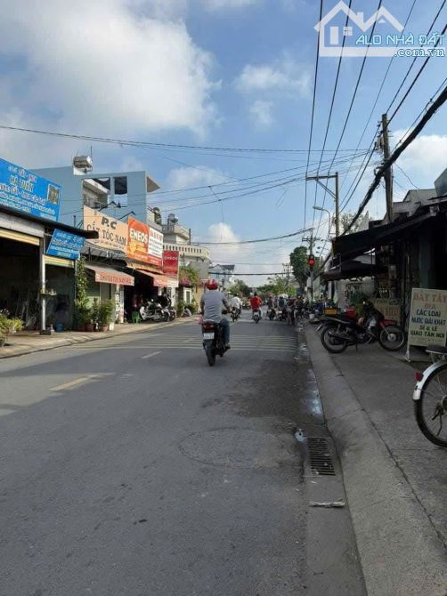 Nhà (8 x 30) mặt tiền TT Tân Hiệp, Hóc Môn Giá Tốt (gần góc ngã tư Lê Thị Lơ) - 1