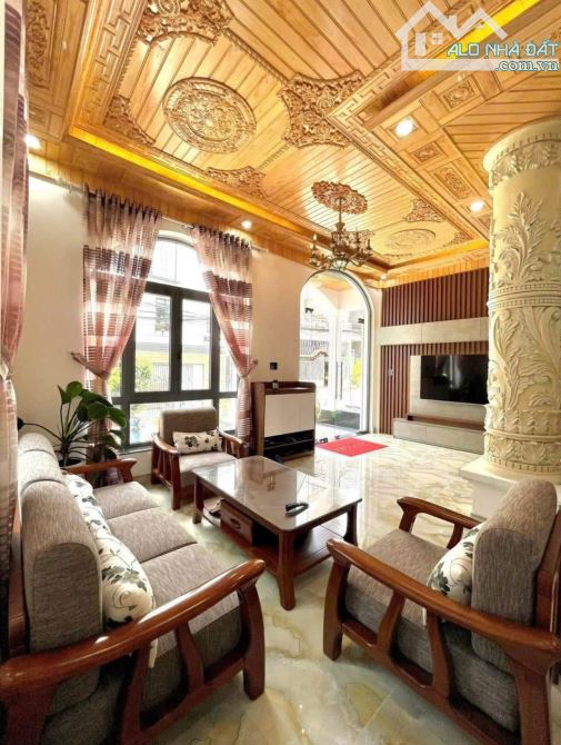 Bán villa siêu đẹp ngay trung tâm giá 28tỷ mới tinh - 1
