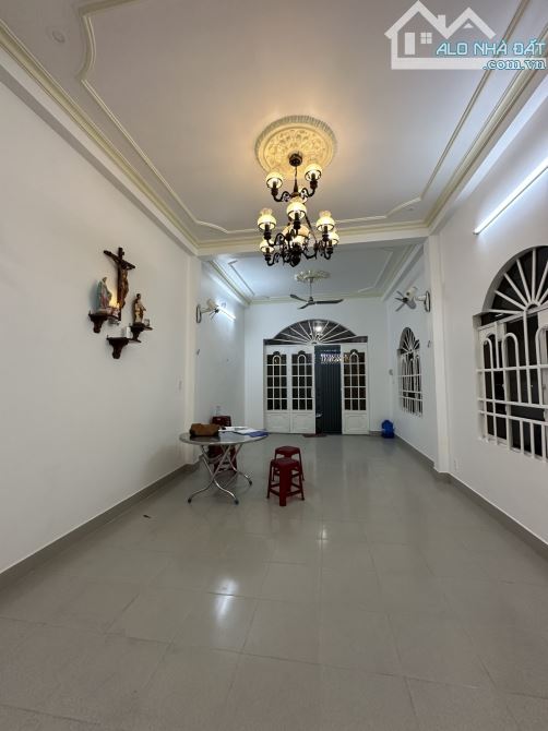 Bán Nhà Mặt Tiền Kinh Doanh Đường Đồng Tâm, 111m2, 3 Tầng ngang 6,5m nở hậu tài lộc, - 1