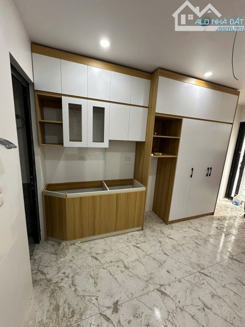 Bán Nhà Căn Hộ Dòng Tiền Ngõ Pháo Đài Láng 7 Tầng 22 Phòng Khép Kín Full Đồ - 1