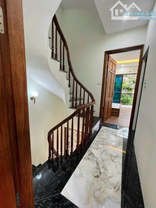 Bán nhà Lại Yên, Hoài Đức. Căn góc 43m2 đơn lập 2 mặt thoáng. Cạnh Chợ, sau trường Mầm Non - 1