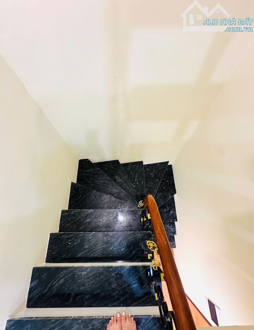 BÁN NHÀ NGÕ 281 TRƯƠNG ĐỊNH HOÀNG MAI FULL NỘI THẤT GIÁ 3,35 TỶ TL - 1