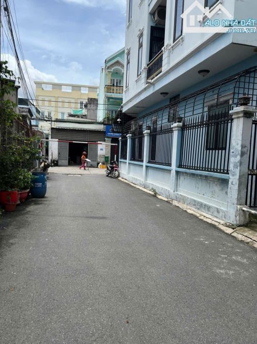 Căn góc nhà trệt, 2 lầu, hẻm 6m Lê Thị Riêng, 6x13m, giá 5.7 tỷ - 1