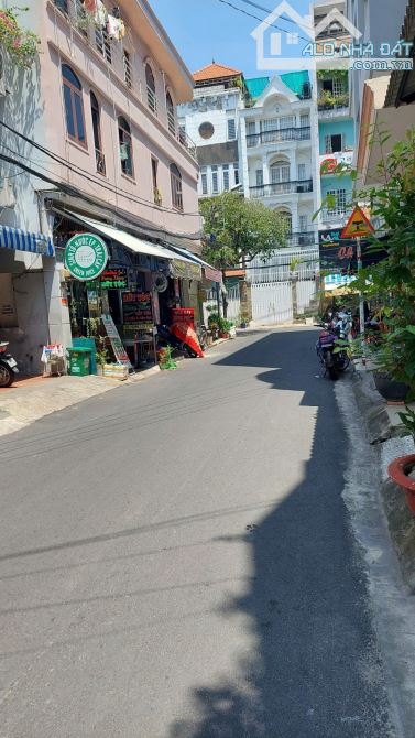 Bán nhà mặt tiền đường nội bộ K300 DT: 8x20m, P.12, Q. Tân Bình - 1