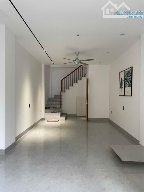 Bán Nhà Ngọc Hồi  gần BV Nông Nghiệp 40m 4 t mới thiết kế đẹp gần ô tô giá 5.95 tỷ - 1