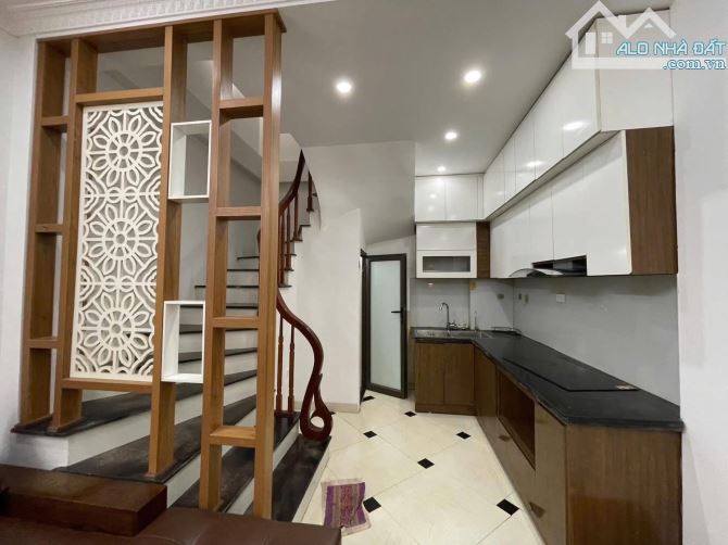 BÁN NHÀ ĐẸP THẠCH CẦU CHỈ 4,8 TỶ - 6 TẦNG - GIÁ CỰC HIẾM - 1