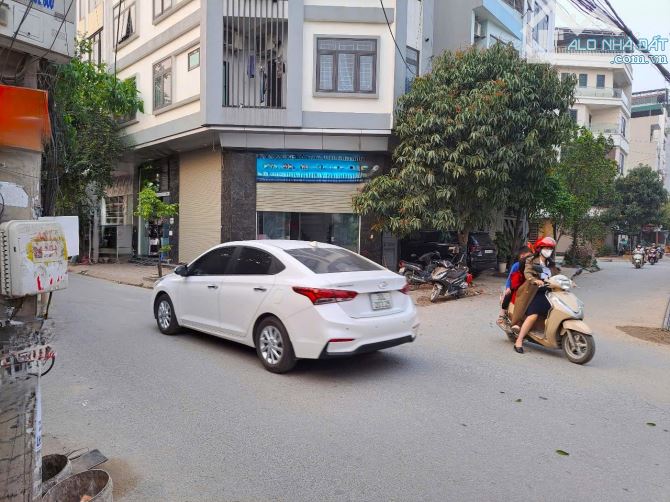 BÁN GẤP MẶT TIỀN 15M LÔ GÓC ĐƯỜNG TIẾN THÀNH DƯƠNG NỘI HÀ ĐÔNG - 1