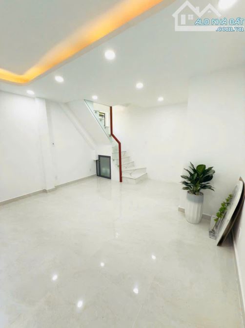 Nhà 4 tầng mới vị trí đẹp sát mặt tiền Hưng Phú P9Q8. Giá 4,68 tỷ TL - 1