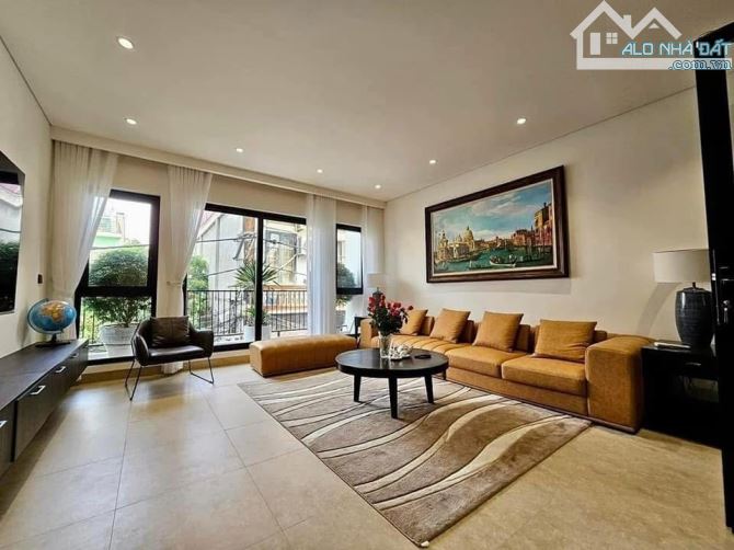 Bán nhà Phố thái hà, Đống đa. Dt50m. 6 tầng. Mặt tiền 4,2m. giá 19 tỷ - 1