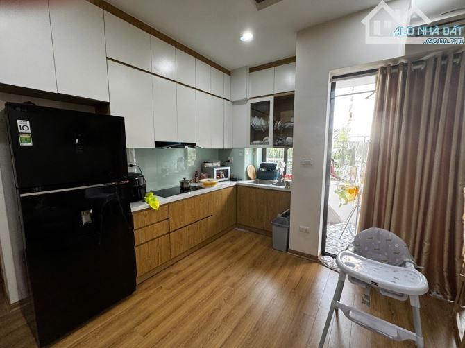 CHUNG CƯ KĐT PHÁP VÂN - 81M, LÔ GÓC - 3 PHÒNG NGỦ - NỘI THẤT MỚI - CHỦ CẦN BÁN GẤP - 1