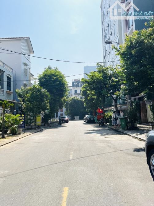 🌊🌊 BÁN NHÀ 3 TẦNG KIÊN CỐ - MẶT TIỀN PHỐ HÀN - 200M RA BIỂN MỸ KHÊ 🌊🌊 - 1