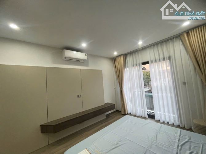 NHÀ ĐẸP GIÁ HỜI VIỆT HƯNG LONG BIÊN, GẦN PHỐ, 45M2 - 5T CÓ 6.X TỶ - 1