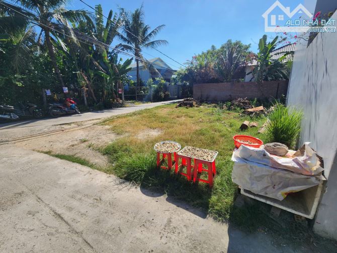 Siêu phẩm lô góc đẹp Đường Bà Đề, Diên An Gần chợ Diên An 117m2 - 1