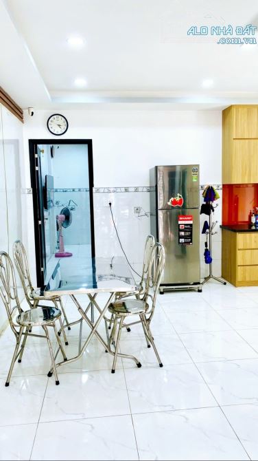 🚗 Bán nhà HXH Nguyễn Trãi, Q1, 2 tầng, DTSD 60m² – Giá 10.2tỷ! 🚗 - 1