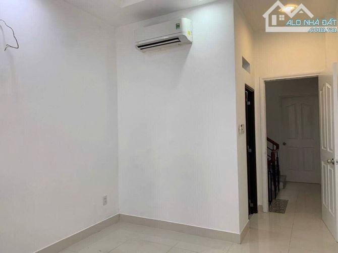 🔥 BÁN NHÀ HẺM TRẦN QUANG KHẢI – 46m² – 11 TỶ – QUẬN 1 🔥 - 1