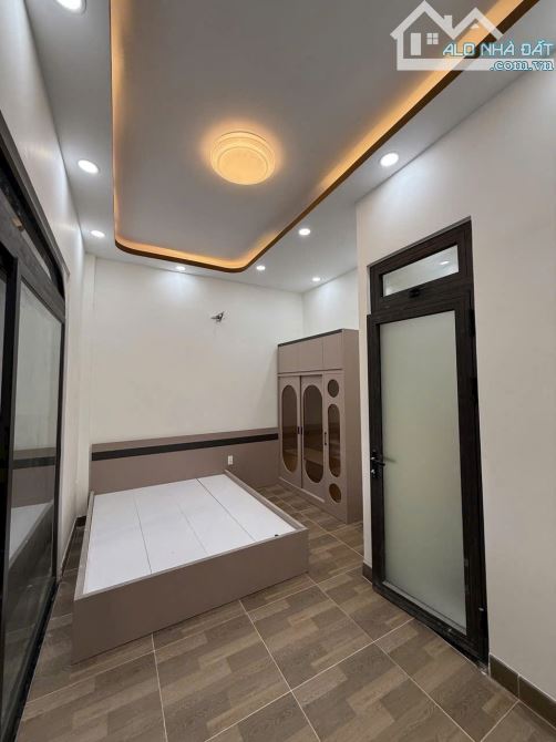Toà nhà CHDV hẻm xe hơi Lê Văn Sỹ 8m x 15m,8 tầng,24 phòng cho thuê khoán 140tr/th - 1