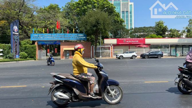🌟 159m² Nhà Nở Hậu, Chủ Tự Xây Ở, 4m Xe Hơi - 60tr/m² - Cách Vành Đai 2 Chỉ 2 Phút - 1