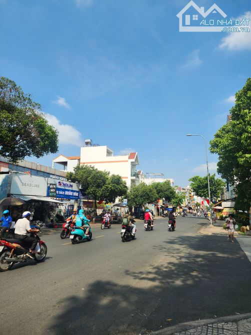 🚛 🚛 XE TẢI THÔNG - NGANG Gần 8M - SÁT AEON TÂN PHÚ - 4 TẦNG - CHỈ HƠN 5 🪙🪙 🔥🔥 - 1