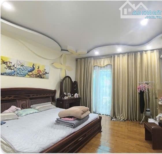 💥HIẾM💥 - PHỐ CHU HUY MÂN - NHÀ DÂN XÂY TÂM HUYẾT - 72M² - MẶT TIỀN 7,2M - SỔ ĐẸP - 1