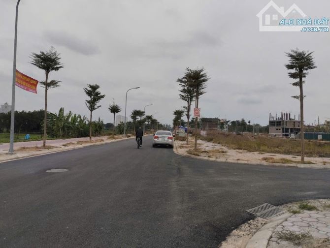 Bán đất đấu giá Huỳnh Cung.Tam Hiệp.phân lô vỉa hè rộng - 1