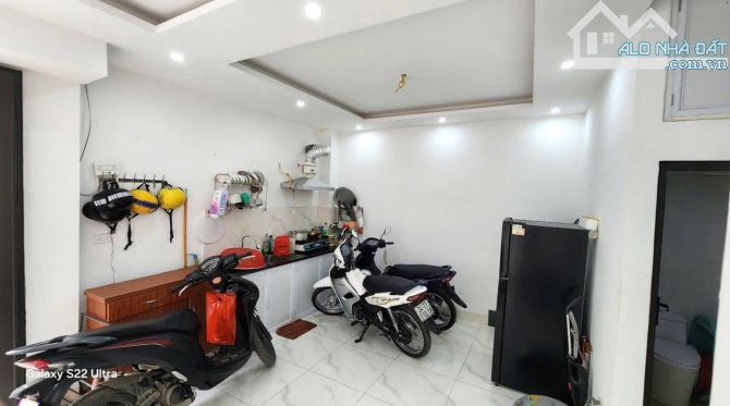 bán nhà chợ nhật tân, âu cơ 60m2 giá hơn 2 tỷ - 1