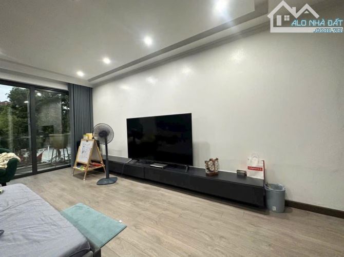 Bán nhà đẹp nhất phố Phạm Khắc Quảng – Tái Định Cư Giang Biên, Long Biên: 72m² x 6 tầng, t - 13