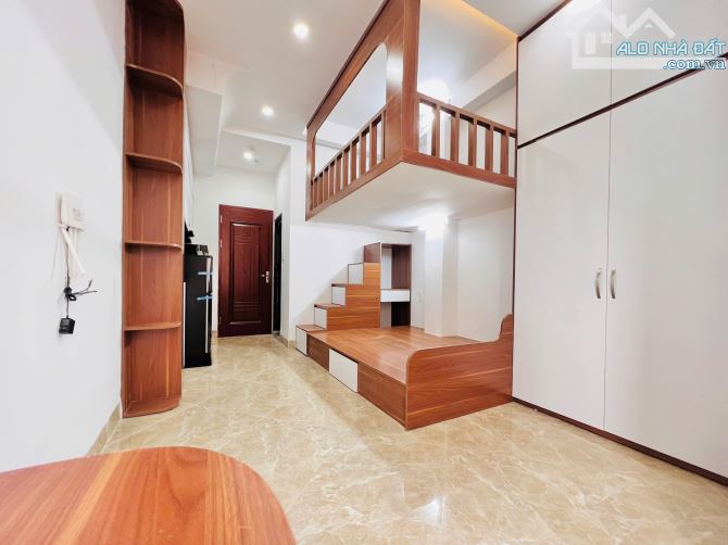 Cho Thuê CCMN 213 GIÁP NHẤT Thanh Xuân 30m2 Gác Xép, Giường Ban Công Cửa Sổ Giặt Riêng TM - 18