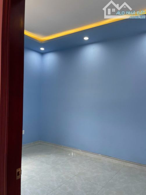 Nhà Lầu Đẹp Có Sân Rộng Gần Giáo Xứ Trà Cổ Thuộc Bình Minh - Trảng Bom, Đồng Nai.  - DT - 19