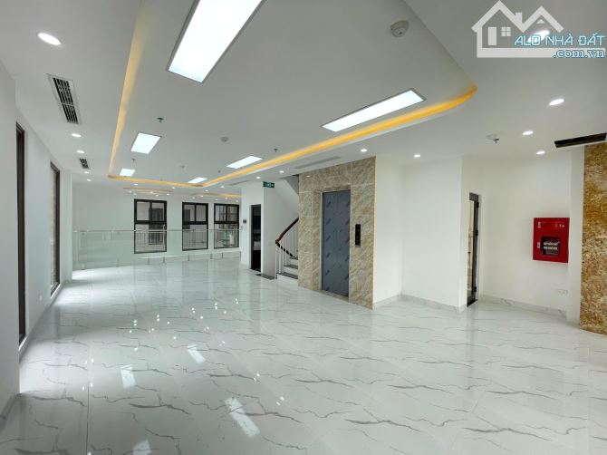 TÒA NHÀ LÔ GÓC 4 MẶT THOÁNG CẦU DIỄN, BẮC TỪ LIÊM – 8 TẦNG THANG MÁY XÂY MỚI CHẤT LƯỢNG - 2