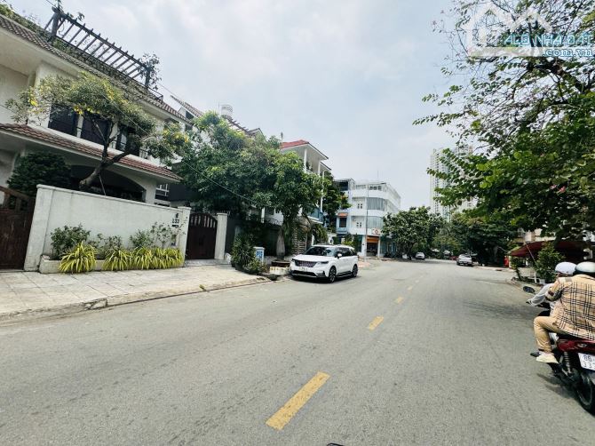 Toà Nhà 1 Hầm 4 Tầng 730m2 Sàn-HĐT 110 triệu/Tháng-Ngay Song Hành,APAK,Q2-Giá Chỉ 52 Tỷ TL - 2