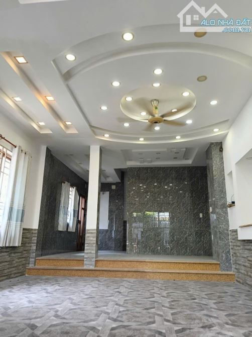 BÁN NHÀ: MẶT TIỀN LŨY BÁN BÍCH VỊ TRÍ ĐẮC ĐỊA - GÓC 2 MẶT TIỀN KINH DOANH - HOẶC CHO THUÊ. - 2