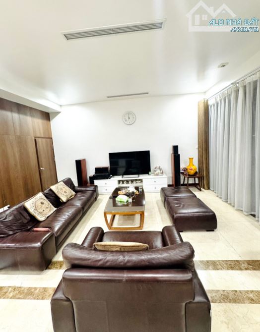 Biệt Thự -Gamuda gardens 188m2 , xây 4 tầng, lô góc. Giá thương lượng - 2