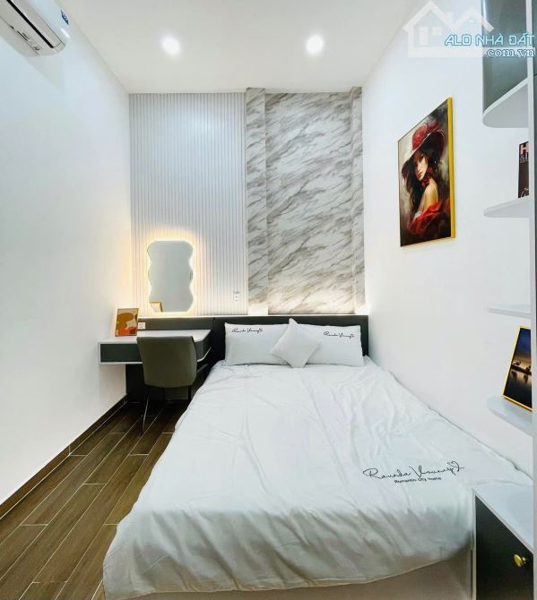 Chính chủ bán nhà Bùi Thị Xuân, P.2, Tân Bình. giá: 3 tỷ 350 / 49,5m2. 1T1L. Sổ hồng riêng - 2