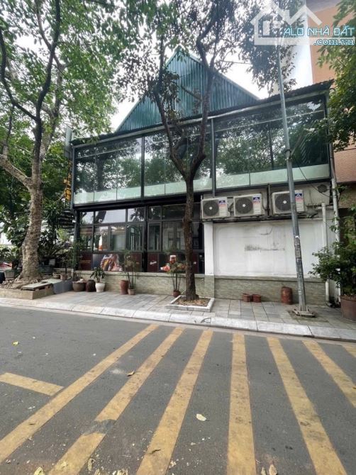 Bán nhà Trần Kim Xuyến, Cầu Giấy, lô góc, đường rộng có vỉa hè. Cực hiếm!!! - 2