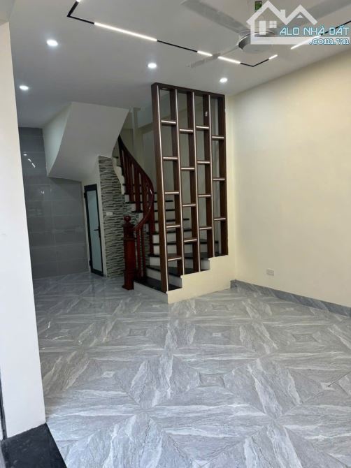 CẦN BÁN NHÀ THẠCH BÀN LONG BIÊN HÀ NỘI. - 2