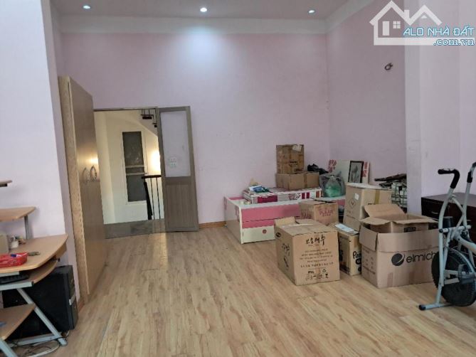 Bán nhà 4 tầng phố Hồng Hà, vài bước chân sang Hồ Hoàn Kiếm - 2
