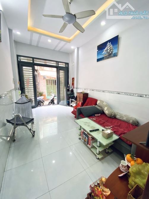 HẺM OTO PHAN HUY ÍCH PHƯỜNG 15 TÂN BÌNH - 4 TẦNG 4 PHÒNG - GIÁ 4.75 TỶ - 2