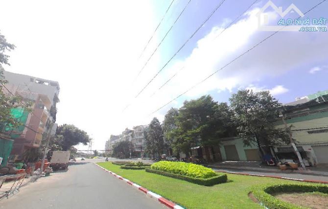 Bán nhà mặt tiền Song Hành, ngang 8 dài 19m, với giá 19 tỷ 5, Q.6 - 2