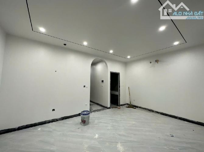 +B.án n.hà ĐẸP ĐỨC GIANG-16.5 tỷ -PL LK-KHU VỰC ĐANG PHÁT TRIỂN CHÓNG MẶT DT95m2 × 4Tx - 2