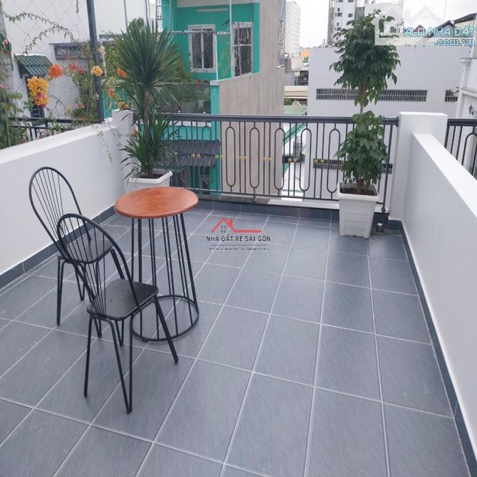 XE HƠI NGỦ TRONG NHÀ NGUYỄN PHÚC CHU - NGAY TRƯỜNG HỌC TÂN TRỤ - 4 TẦNG - GIÁ 6.X TỶ - 2