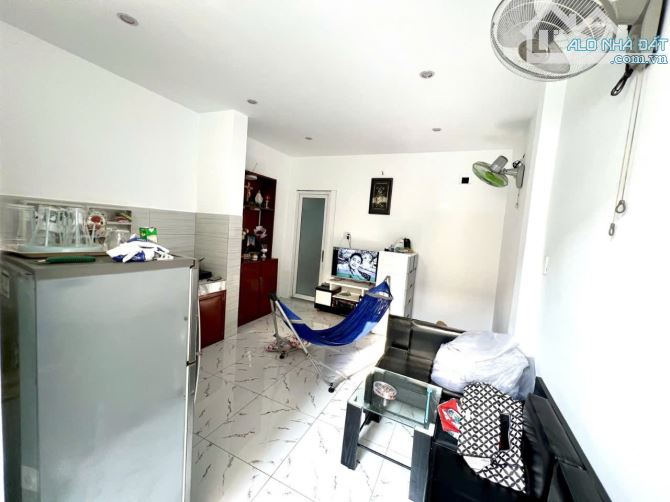 Bán nhà (95m2. 4x23. 5PN) gần Đại Lộ Võ Văn Kiệt - Hồ Học Lãm. hẻm tương lai 4m - 1