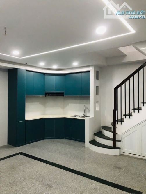 GẤP BÁN NHÀ MẶT TIỀN KD NGAY CHỢ TÂN HƯƠNG 43M2(5,3m X 8,15m)4PN 3WC GIÁ CHỈ 8 TỶ 200 TL - 2