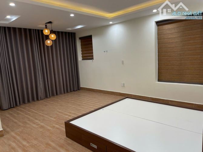 Bán nhà 03 tầng x 180m2 Biệt thự khu Mê Linh, Dương Kinh. Giá tốt nhất - 2
