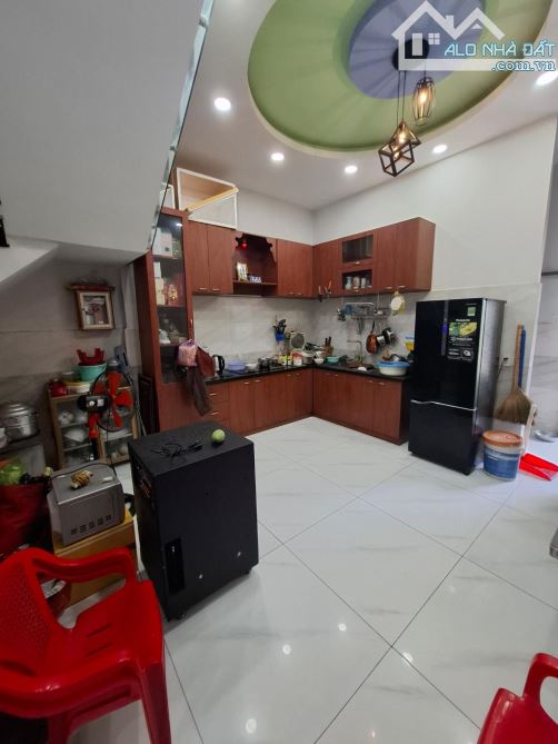BÁN NHÀ TÂN HÒA ĐÔNG,CHIẾN  GIÁP QUẬN 6,4 TẦNG,ĐƯỜNG XE HƠI,NGANG HƠN 4M,55M2(4.2×13),4PN - 1