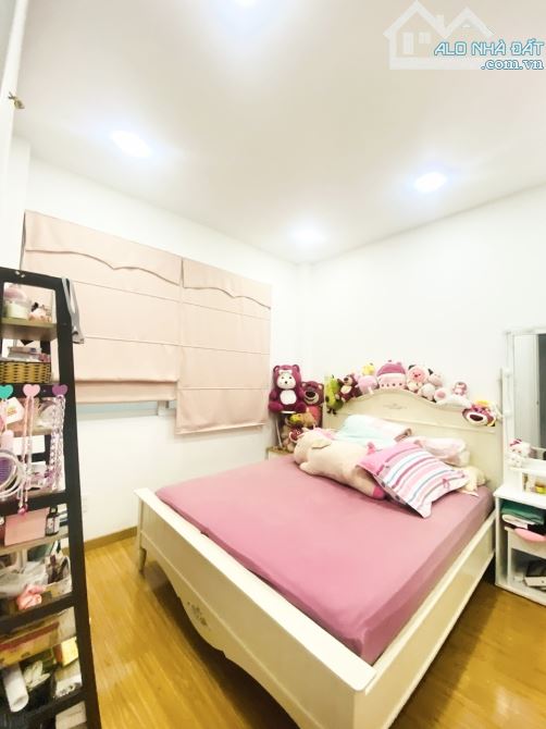 Nhà đẹp P. Bình Nhâm TP. Thuận An Bình Dương sổ hồng riêng bao sang tên. - 2